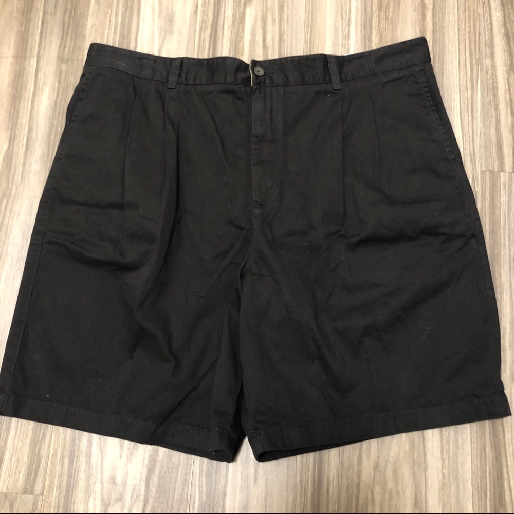 Covington mens black shorts size 42 NWT